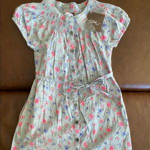 Tea Floral smocked dress